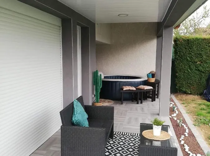 Affittacamere Anexxe Coutouvre